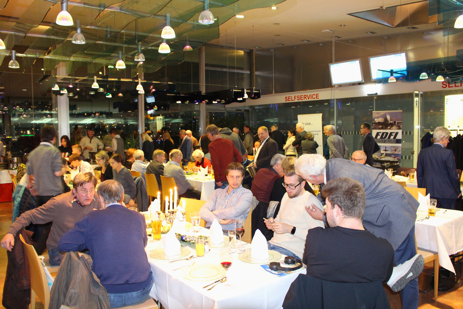 Weihnachtsfeier_2_1600