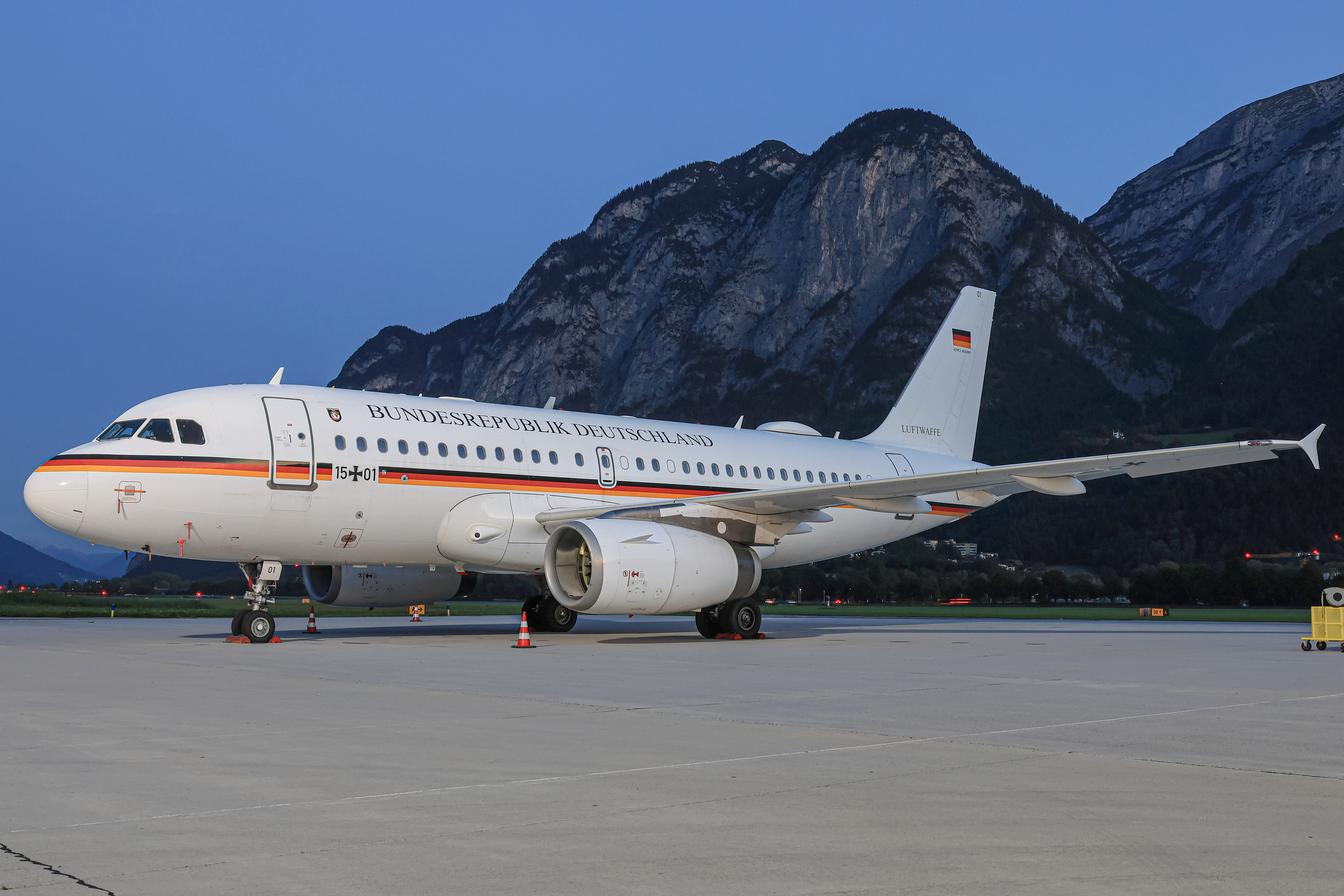 15+01 / LUFTWAFFE
Airbus A319-133X(CJ)