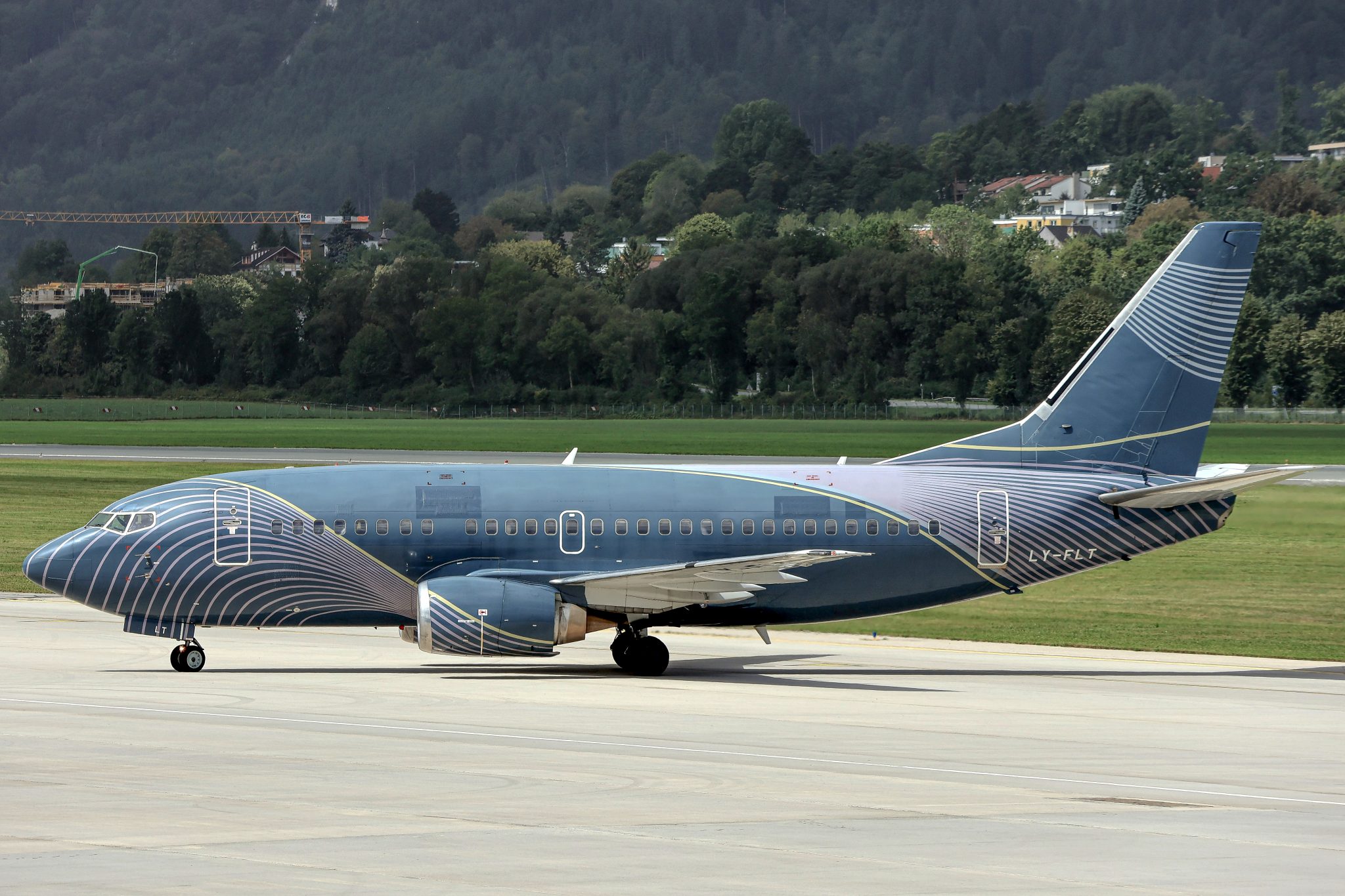 LY-FLT / KLAAS JET
Boeing 737-522
